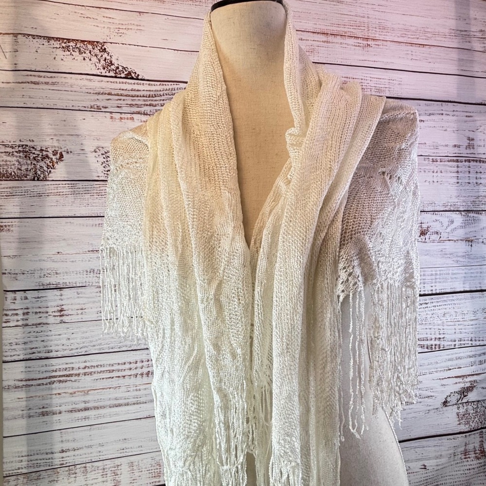 Vintage Piano Shawl Triangular Fringe Floral Lace Knit Wrap Fairy Delicate